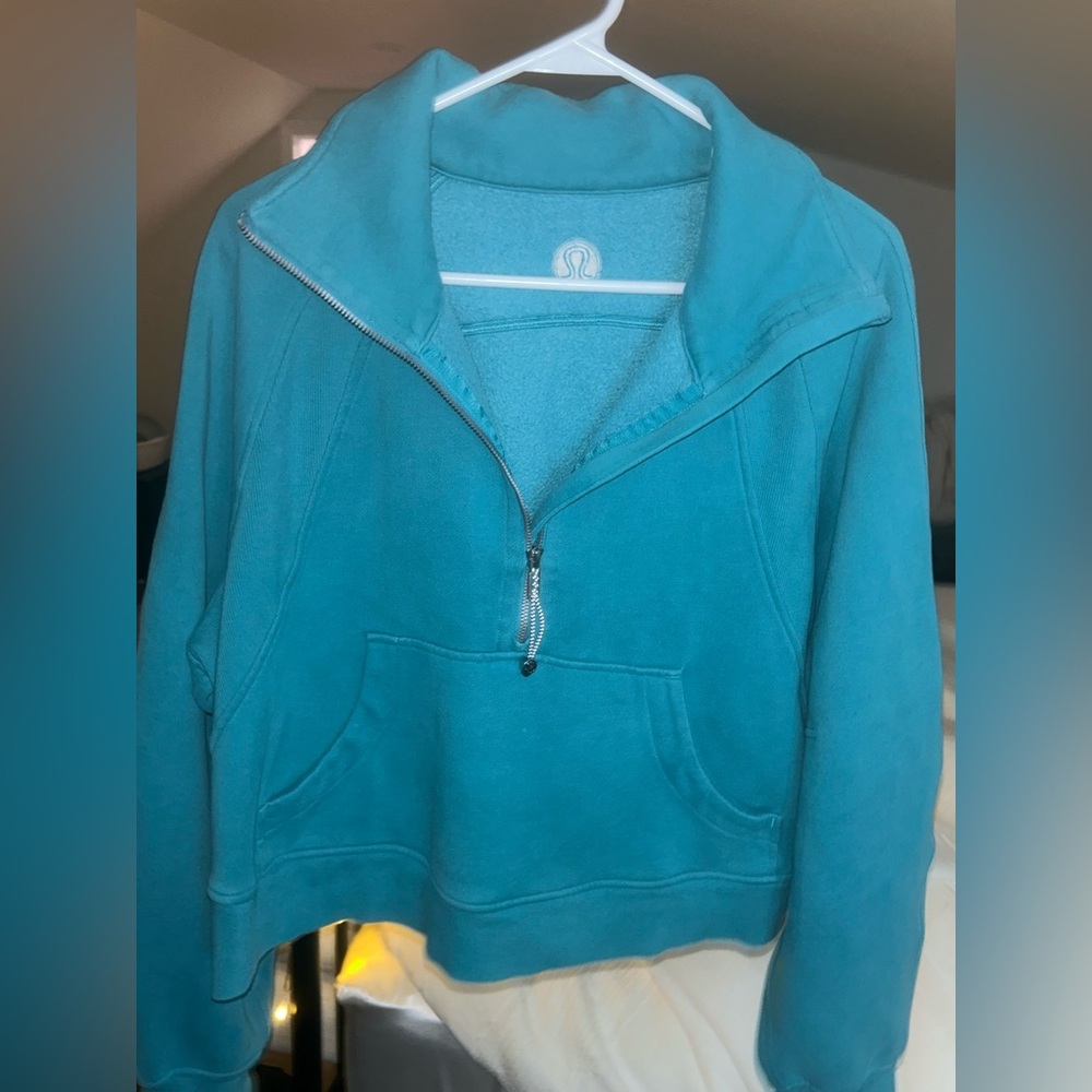 Lululemon scuba oversized funnel neck half zip size M/L color oceanic ￼
